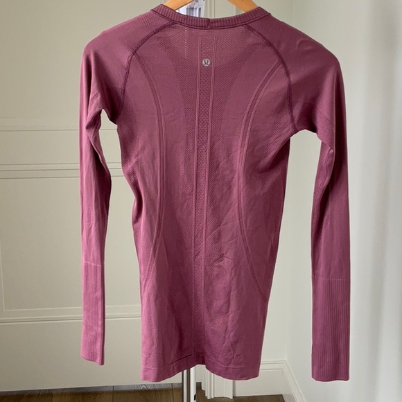 Lululemon Swiftly Tech Long Sleeve - Picture 2 of 4